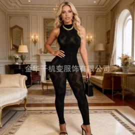 女士连体裤;连衣裙;时尚休闲套装