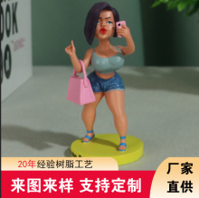 新款仿真现代购物女孩创意树脂摆件礼品特色纪念品树脂工艺品装饰