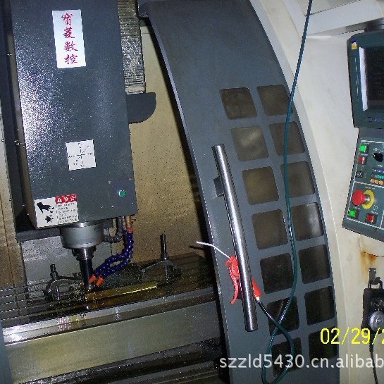 供应多种型号液晶显示空调遥控器模具