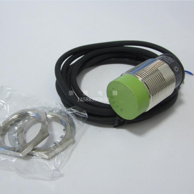 接近开关PR30-15DN 电感式传感器 直流三线NPN 常开