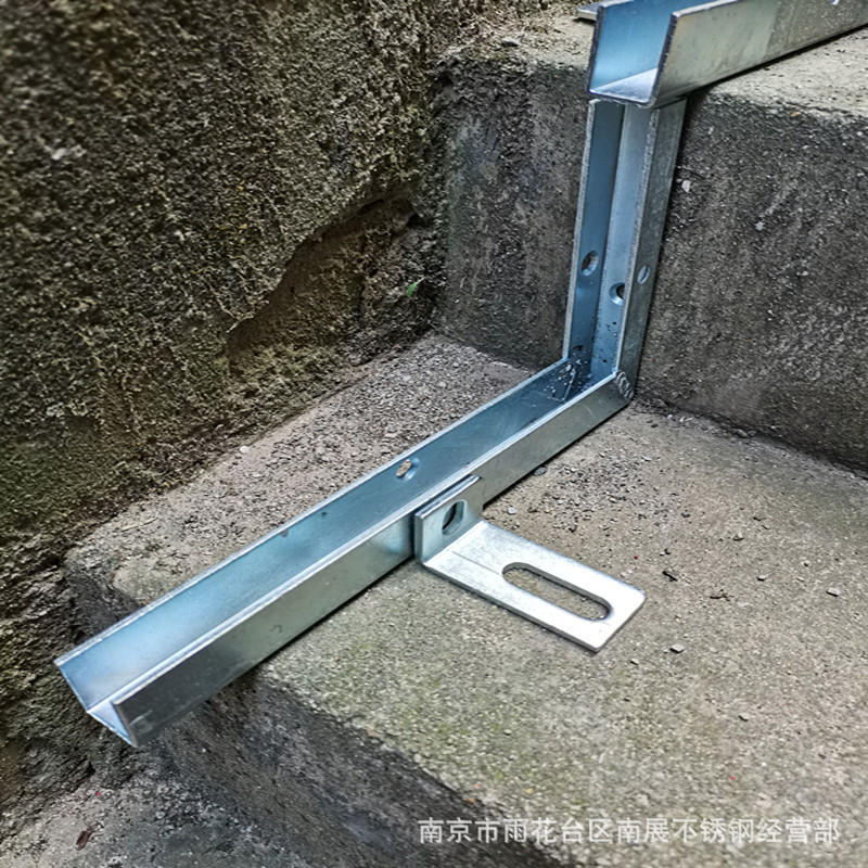 楼梯扶手无框玻璃栏杆轨道地槽配件锯齿形玻璃预埋U型热镀锌钢槽