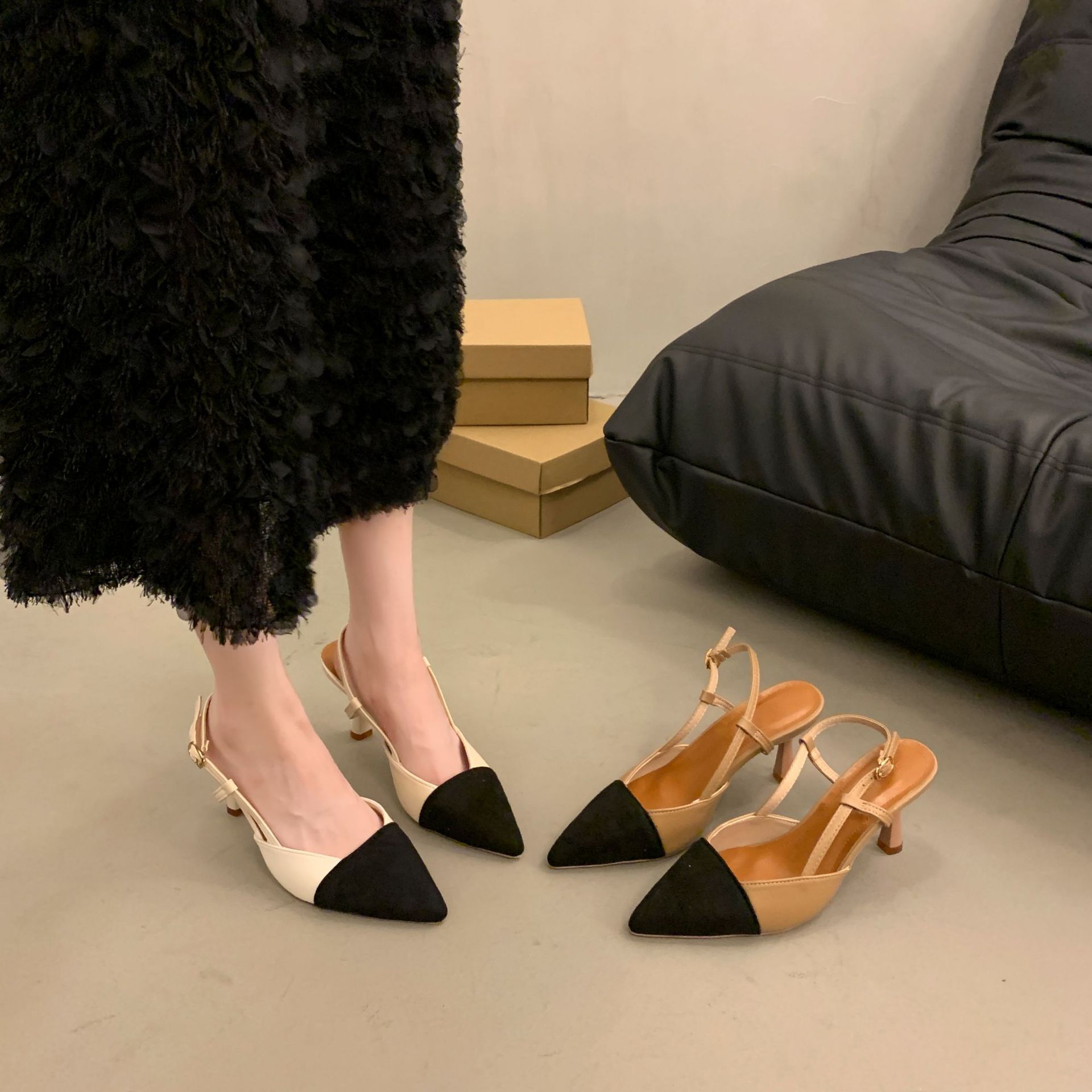 Fashionable two-tone sandals pointed-toe stiletto heels
