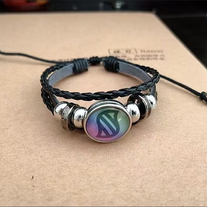 Pokémon Bracelet for Men and Women Versatile Black Elastic Beaded Bracelet Pikachu Pokémon Hand Jewelry