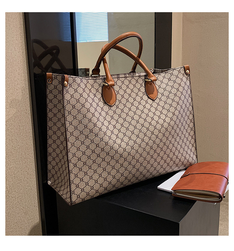 Retro Women's Shoulder Bag Large Capacity Pu Leather Commuter Tote_voghion.com