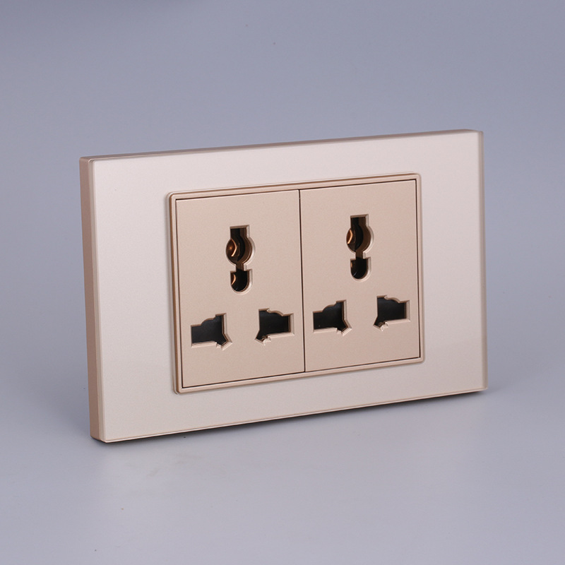 Estándar británico estándar americano multifuncional de seis agujeros de acero inoxidable cepillado champán oro y plata rectangular socket panel fábrica al por mayor