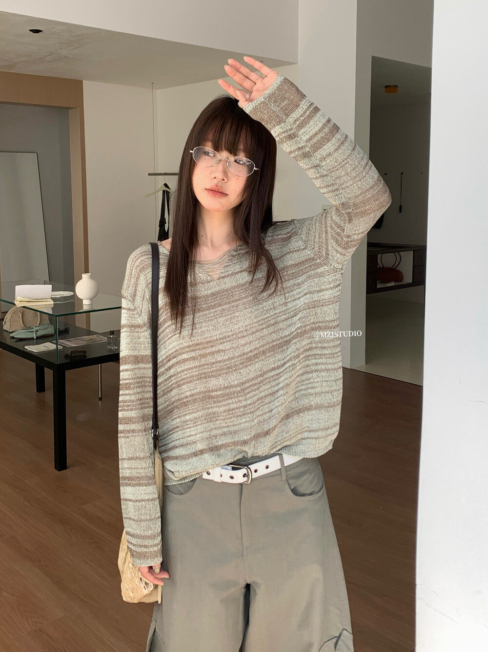 Áo len cổ lọ nữ MEI STUDIO thiết kế họa tiết rỗng, tay dài, dáng rộng, cổ V — Xanh cà phê, trắng ngà, xám nhạt, Hồng quế chi tiết 18
