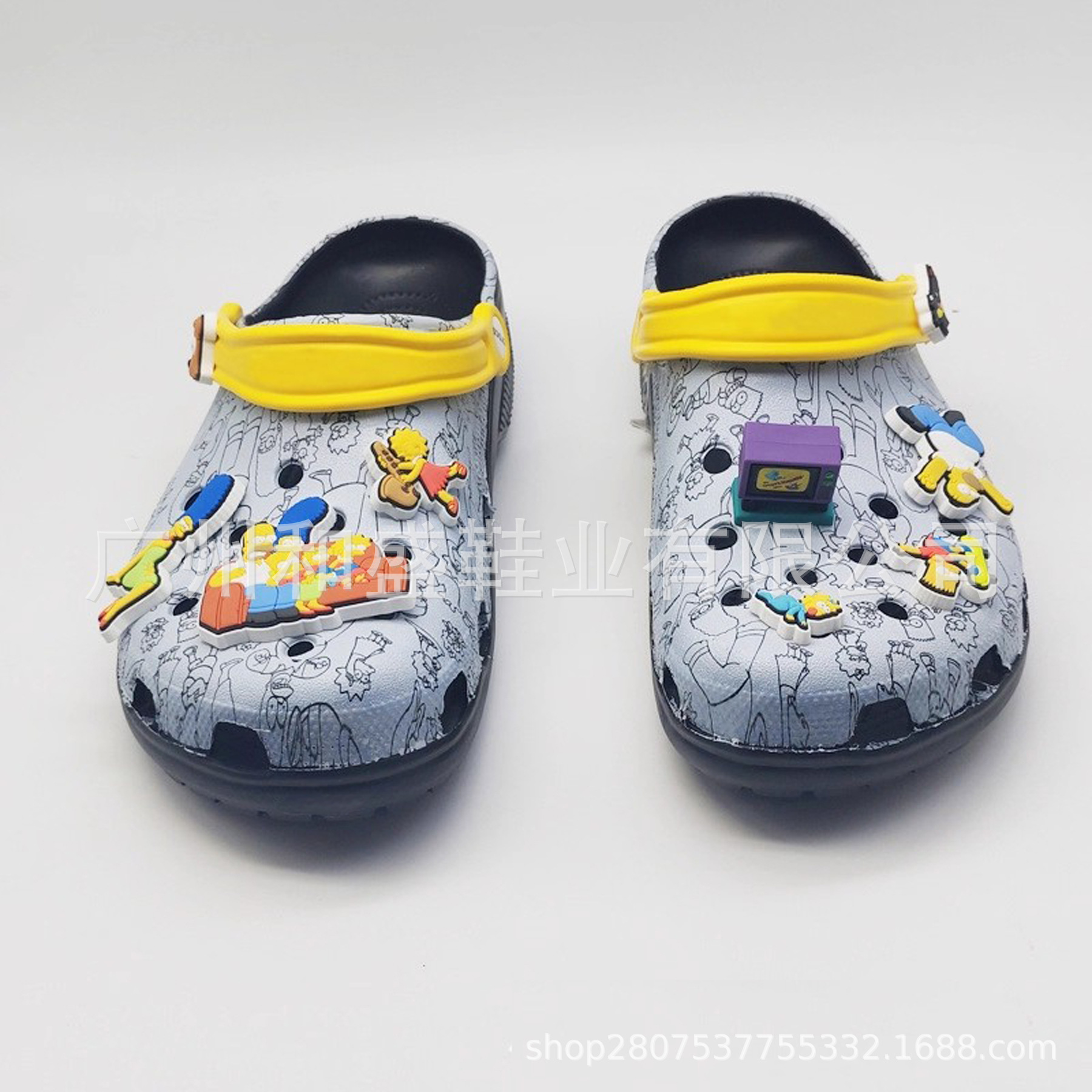 Sandalias Simpson zapatillas de mujer zapatillas de verano anti-deslizante para hombres zapatillas de playa parejas casuales zapatillas de hombre y mujer