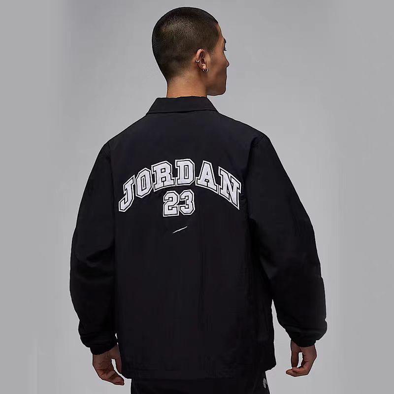 American-style trendy casual jacket for men, new spring and autumn style, cool and stylish coach jacket, high-end embroidered design, trendy top.