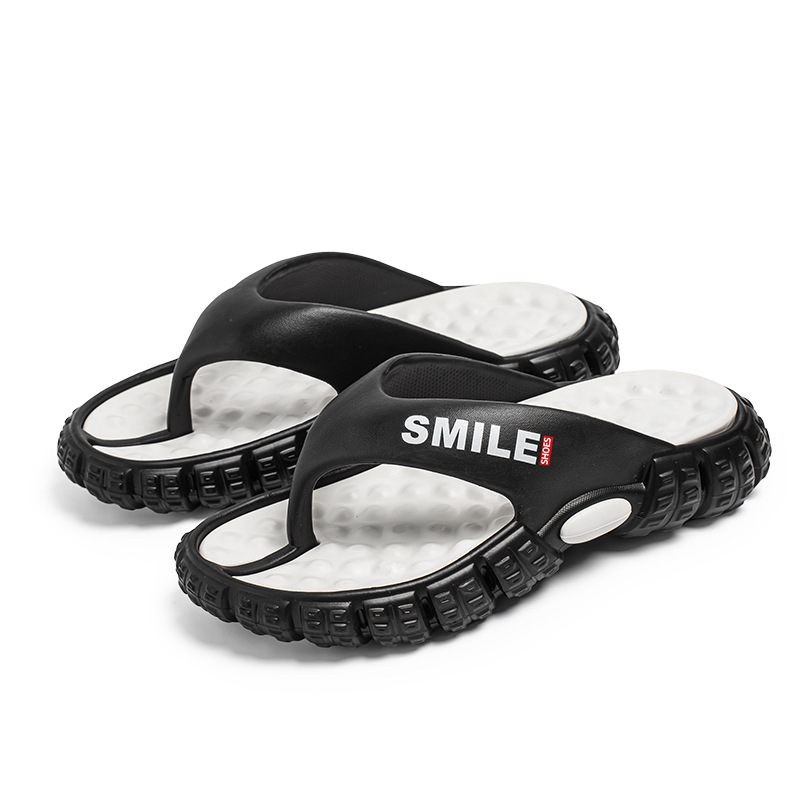 Chanclas para llevar exterior verano para hombre nuevo hogar sandalias casuales antideslizantes zapatos de playa de moda para hombre sandalias