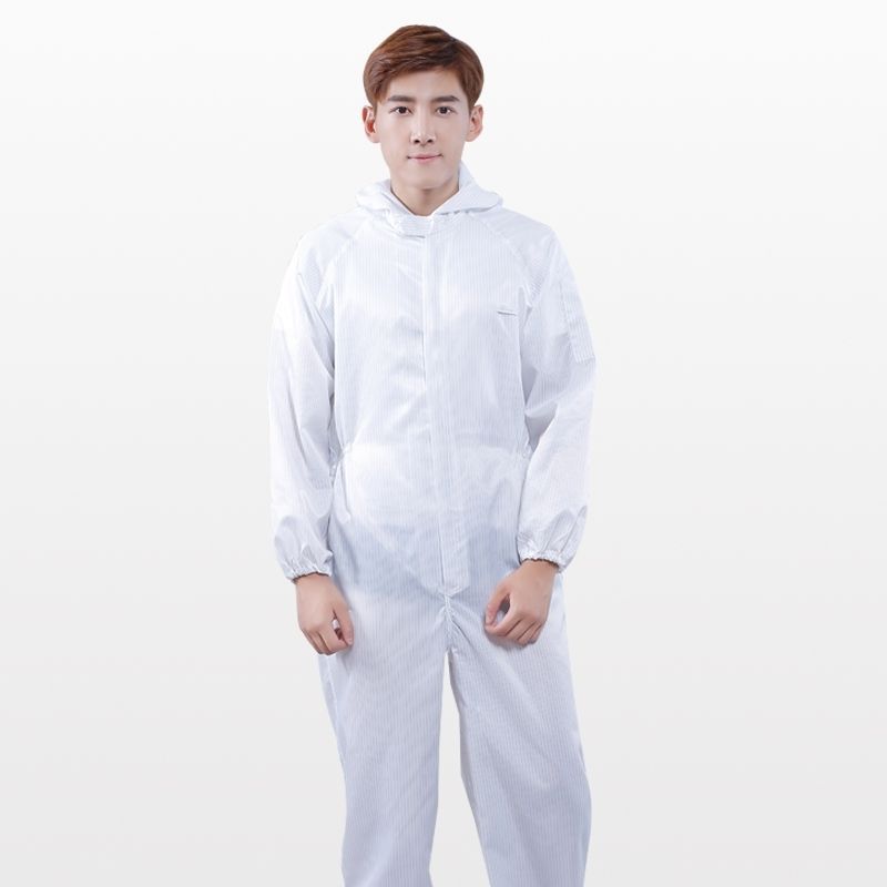 白色 连帽 连体服