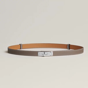 ��kelly �P������H�Ұٴ�ȹ���B��ȹ�����b�С����Ƥ��
