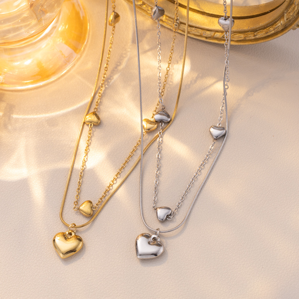 European and American Cross-Border New Double-Layer Heart Titanium Steel Necklace for Women, Fashionable and Versatile, High-End Clavicle Chain That Does Not Fade