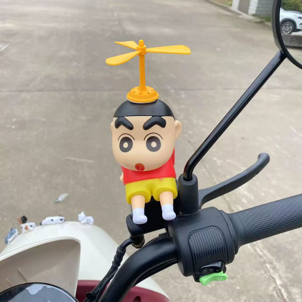 Ветряная мельница Crayon Shinsin электромобиль украшение автомобильных украшений