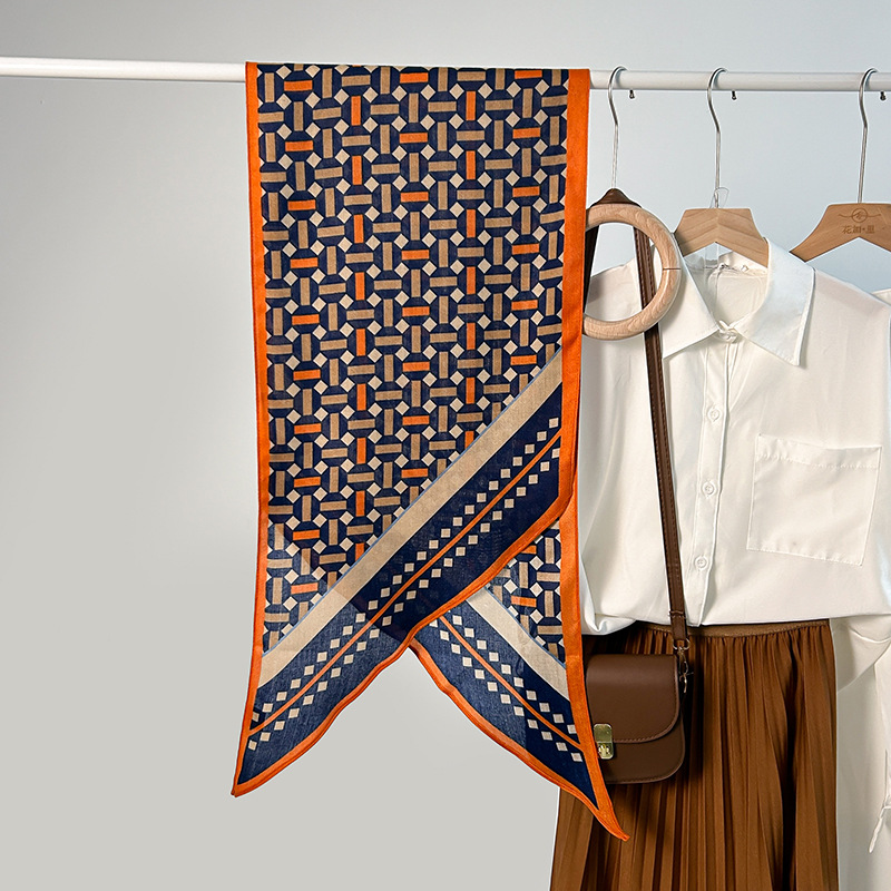 Alta sensación de tendencia simple impresión geométrica seda simulación toallas paralelas de una sola capa nicho mujer toallas de seda de lana retro