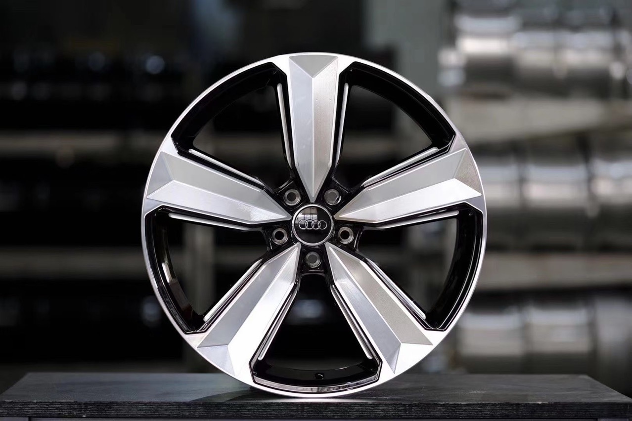 Applicable to Audi wheel hub A4l A6L A3 A5 A7 A8 Q7 Q5 Q3 sword 16 17 18 19 inch