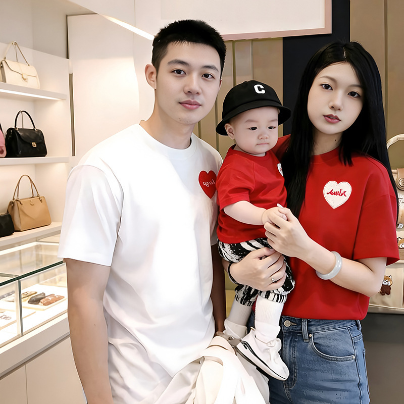 Korean-Style Family Matching Outfits: Boys' Short-Sleeve T-Shirt with 3D Heart Embroidery, New Summer Tops, Couple and Family Matching Outfits, Romper Korean-Style Family Matching Outfits: Boys' Short-Sleeve T-Shirt with 3D Heart Embroidery, New Summer Tops, Couple and Family Matching Outfits, Romper