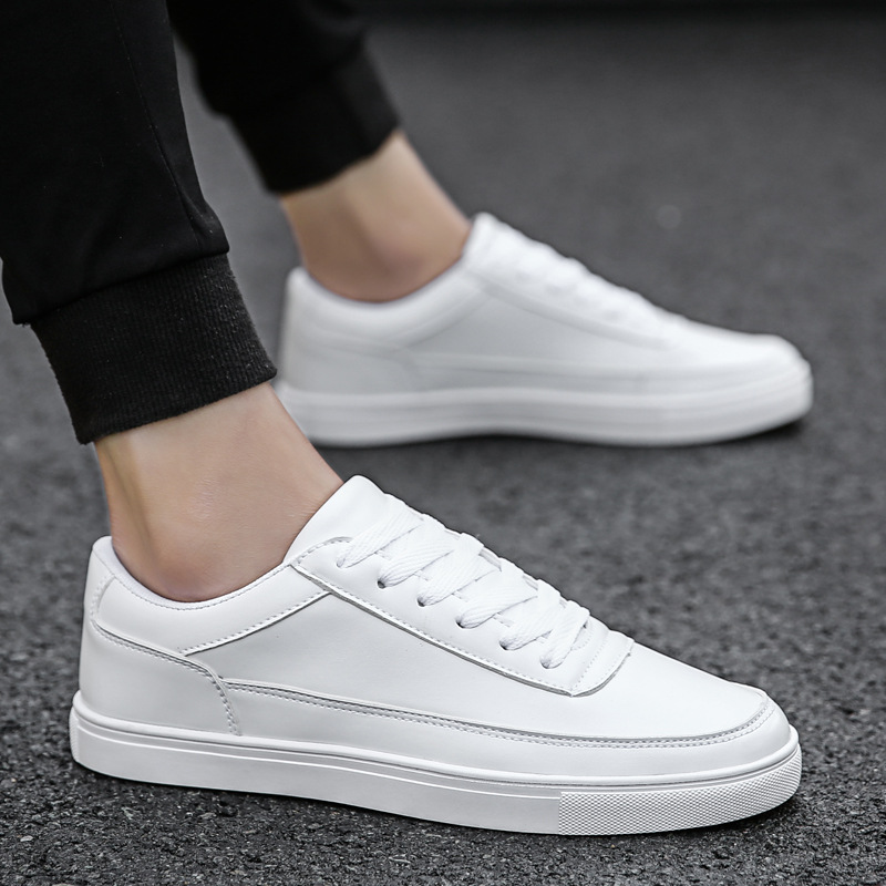Zapatos de hombre 2024 nuevos zapatos blancos de primavera de estilo coreano zapatos de deporte de todo fósforo de moda para jóvenes zapatos de moda para hombres