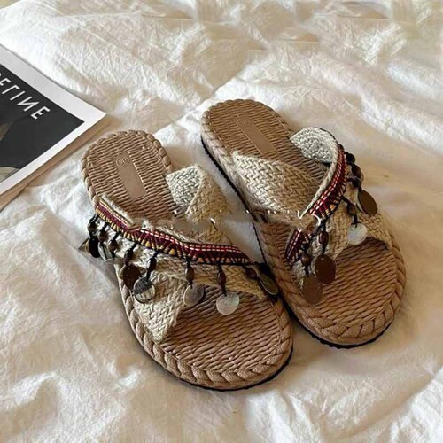 Flowery Slides for Women - Summer Outerwear 2024 Fashion Woven Ethnic Style Slippers for Beach Vacation and Sandals with Soft Flat Soles