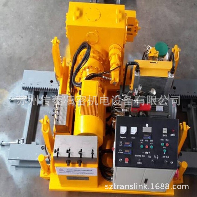 台湾口齿轮箱重载型齿轮箱橡胶机械用齿轮箱现货齿轮箱重工业机械