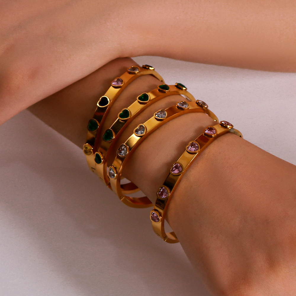 Bangle Classification 1 Piece Quantity PVD Coated 18K Gold Real Gold Plated Heart Shape 304 Stainless Steel Shiny IG Style Waterproof Non Tarnish 304 Stainless Steel Bangle