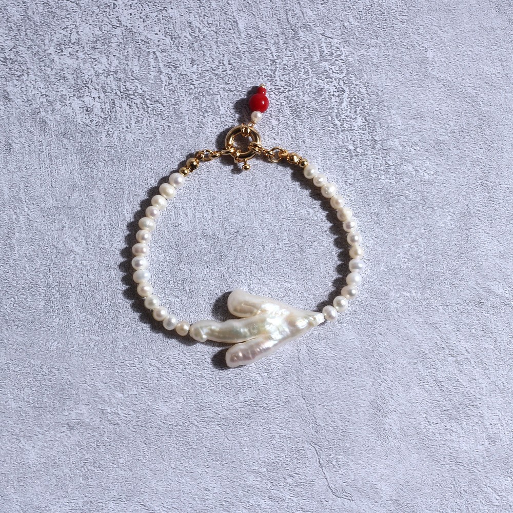 13739221909_1399847346