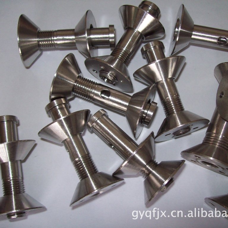 我厂长期供应不锈钢的各种规格的饮料加工及餐饮行业设备流液螺钉