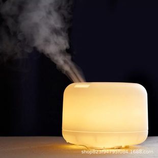 Factory Wholesale Household Muji 300ml Ultrasonic Aromatherapy Machine Humidifier Aromatherapy Lamp Good Air Purifier
