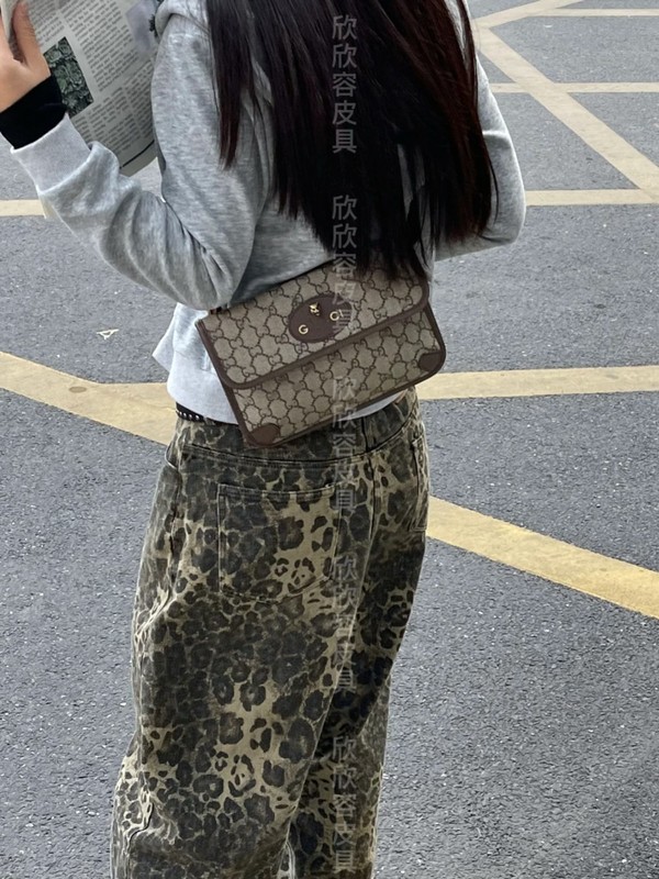 G's Tiger Head Bag クロスボディバッグ チェストバッグ ウエストバッグ 男女同型 新しいバックスタイルをロック解除 高品質 レトロ 多用途|undefined