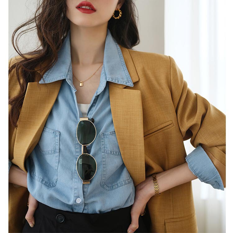 Tencel Denim Shirt Versatile for Women 2026 Early Spring New Style Hong Kong Retro Style Design Top