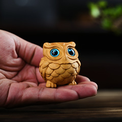 Golden Sandalwood South American Boxwood Carving Cute Cartoon Owl Novelty Ornament Desk Accent Handheld Gift