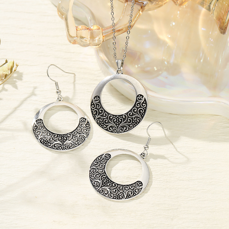 1 conjunto de estilo nacional popular transfronterizo metal circular con collar de bordas pendientes joyerías retro europeas y estadounidenses al por mayor image 7