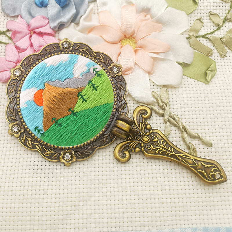 Bordado DIY hecho a mano espejo cosmético paquete material Suzhou bordado escuela regalo tela producción creativa mano laminado espejo