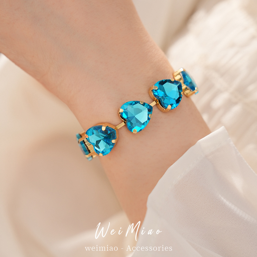 Medieval vintage diamantes amor pulsera pendientes collar ligero lujo nicho cadena clavícula de alta calidad conjunto de joyas image 5