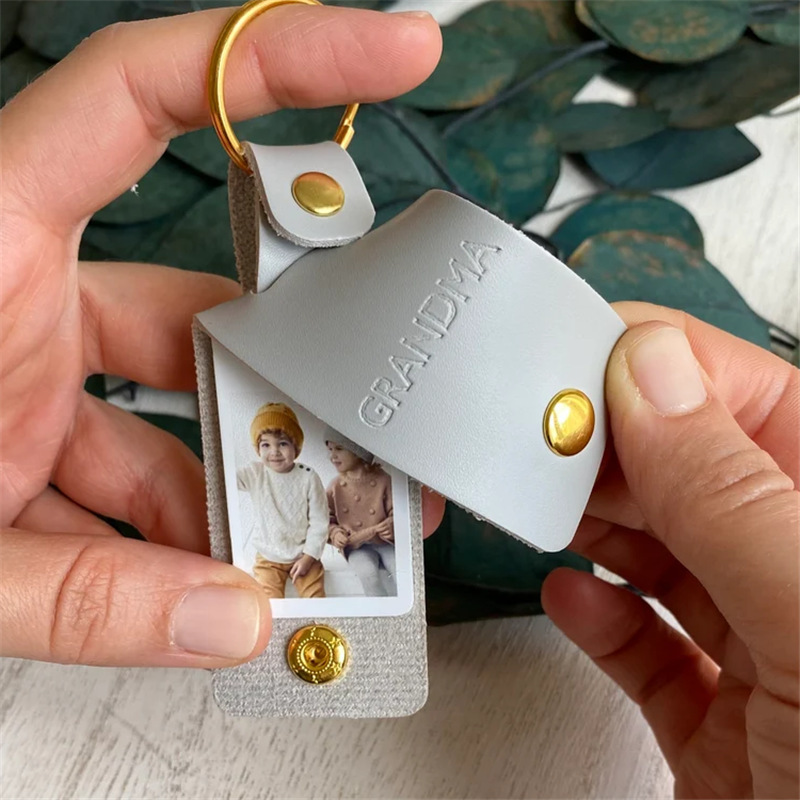 16g Weight Slip-on Clasp Closure Type Keychain Classification 1 Piece Quantity Daily Occasion Pu Leather, Aluminum sheet Material Solid Color Pattern Unisex Gender Simple Style Style Simple Style Solid Color Pu Leather Aluminum Sheet Unisex Slip-on Keychain 19