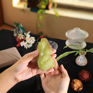 Jin Yutang Boutique Xinjiang Hetian Jade Huangkou with Sugar Cabbage Handled Pieces Seiko Carved Cabbage Craftsmanship Exquisite Wealth