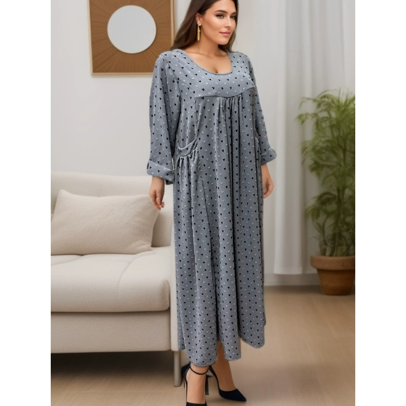Fashionable dress with pockets