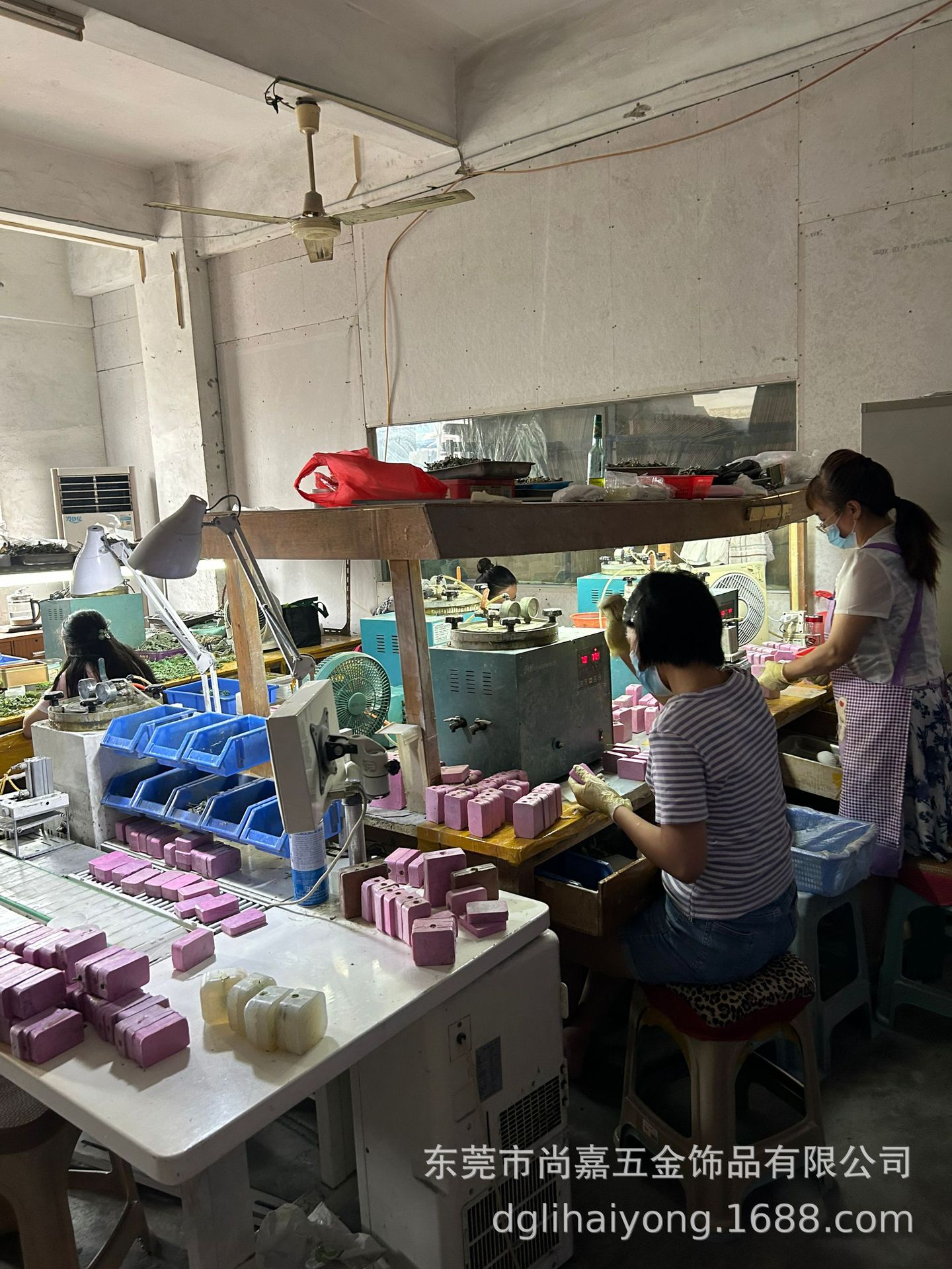 A17887D3A46F28D1AAEC942ECE9BAA