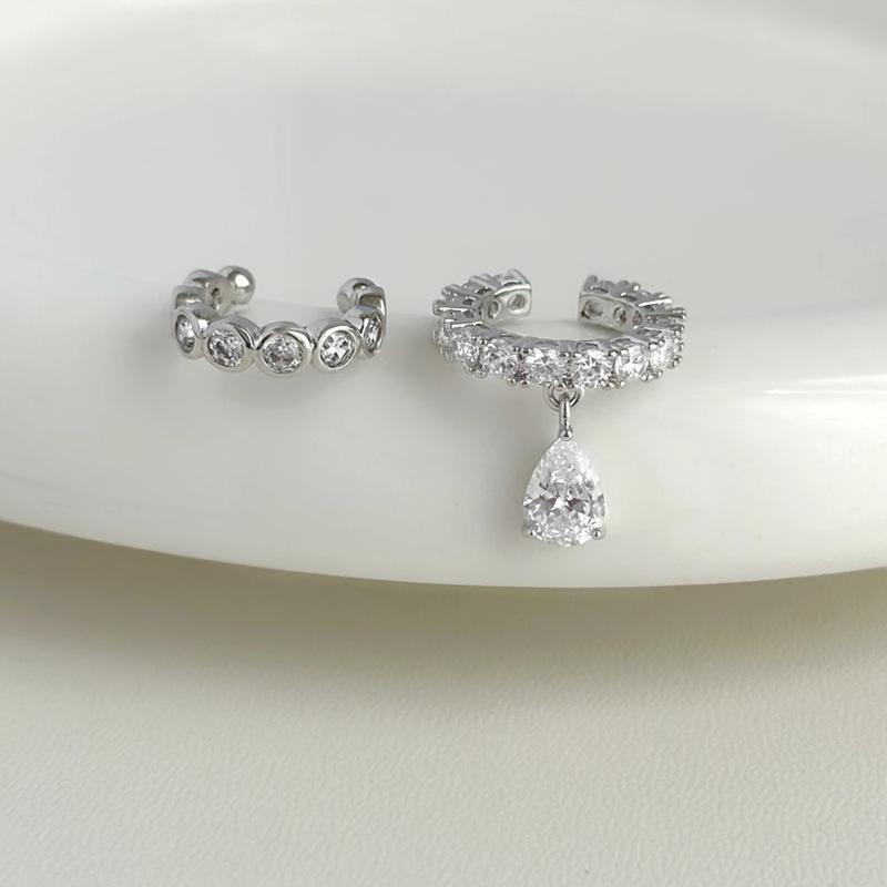 Copper Niche Design Sense Zircon Water Drops Asymmetric Ear Clip Earrings Elegant Simple Sweet Cool Ear Clip