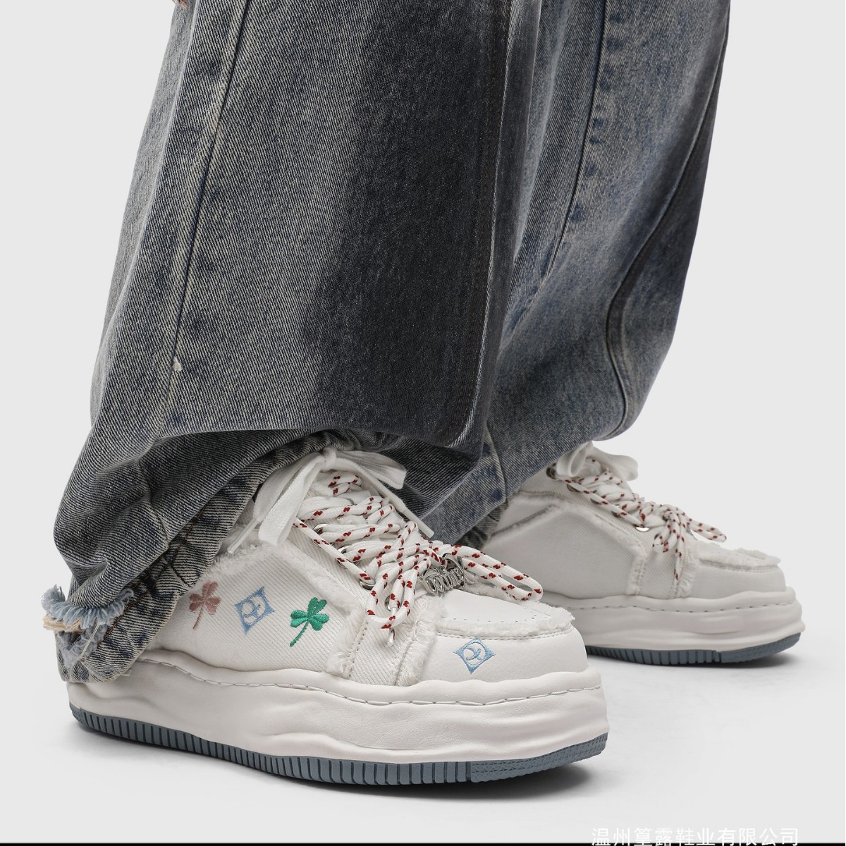 Fgmm 7cm Invisible Height-Increasing Shoes for Men and Women, Thick-Soled Dissolving Shoes, Clover Embroider Casual Sneakers, White Shoes