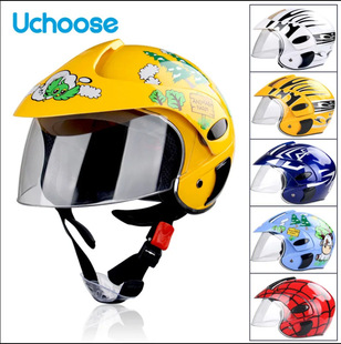 Children's Electric Scooter with a Sturdy Helmet, Creative Design, Cartoon Baby Safety Style, Suitable for All Seasons Motorcycle