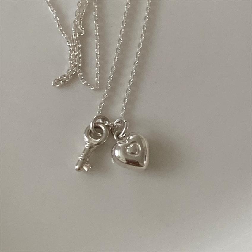 Heart Shape, Key Pattern 925 Sterling Silver Cable Chain Plating Heart Shape Key Pendant Necklace