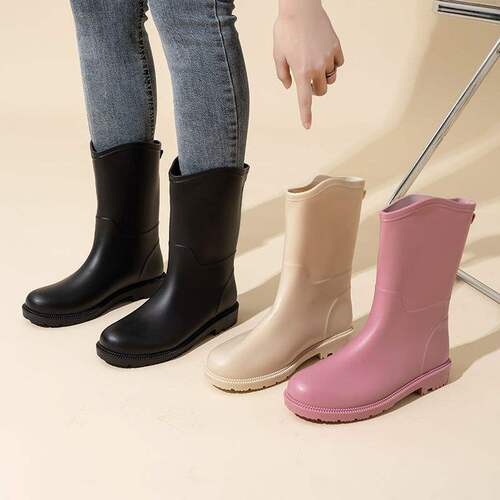 Japanese-style high-top rain boots, women's fashionable outdoor slip-resistant waterproof and wear-resistant one-piece rubber shoes, kitchen long-tube soft-soled rain boots