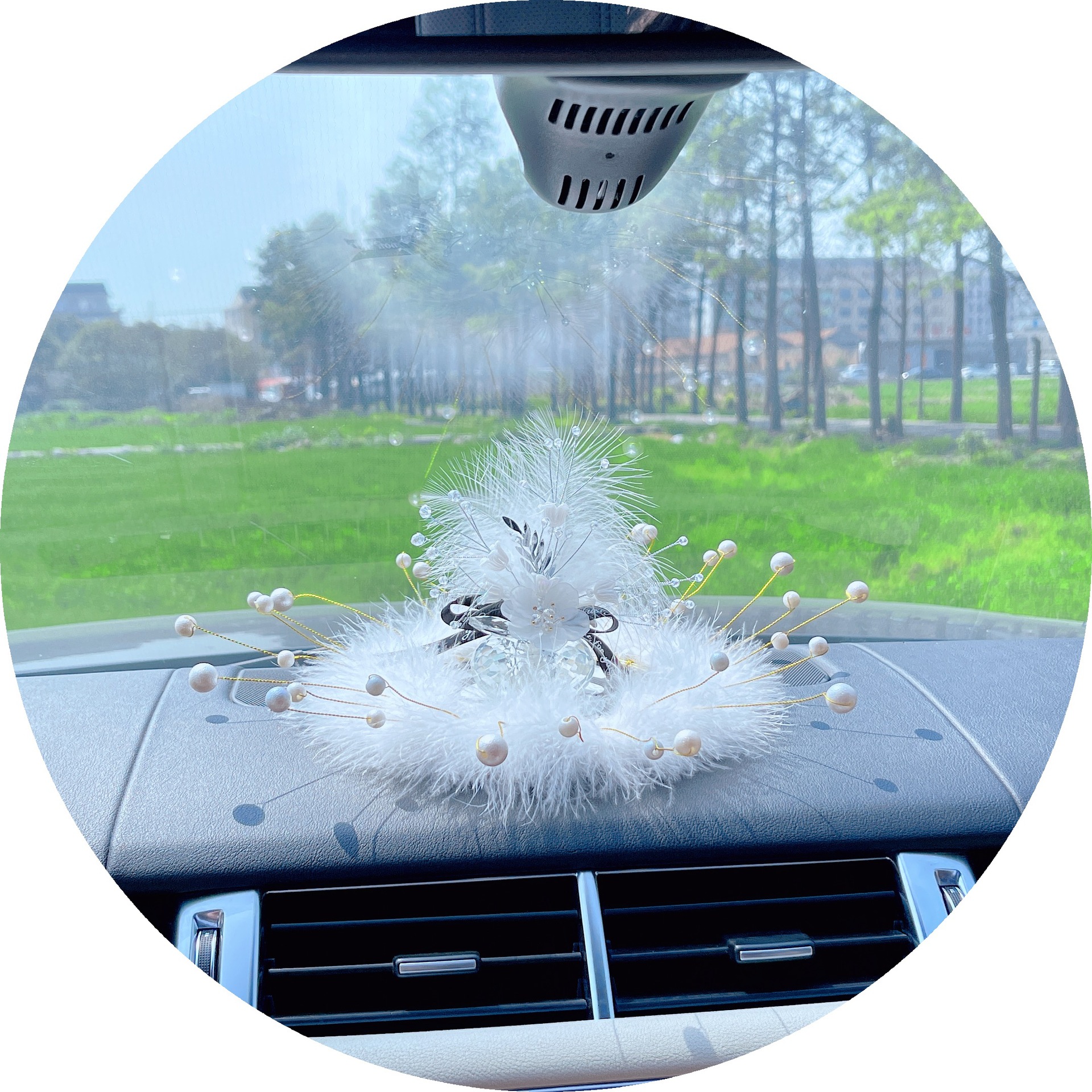 [Flower Feather] Car Ornaments Flower Feather Car Center Console Decorative Swing Table Car Crystal Car Supplies Women