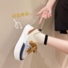 Women&#39;s casual shoes 2022 Spring new pattern ventilation summer student Slip net fashion Versatile The thickness of the bottom gym shoes