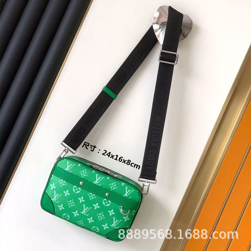 直接供給クロスボーダー m lv メンズバッグレディースバッグブラックウォリアーメッセンジャーバッグ枕バッグチェーンバッグボックスバッグポータブルブリーフケース|undefined