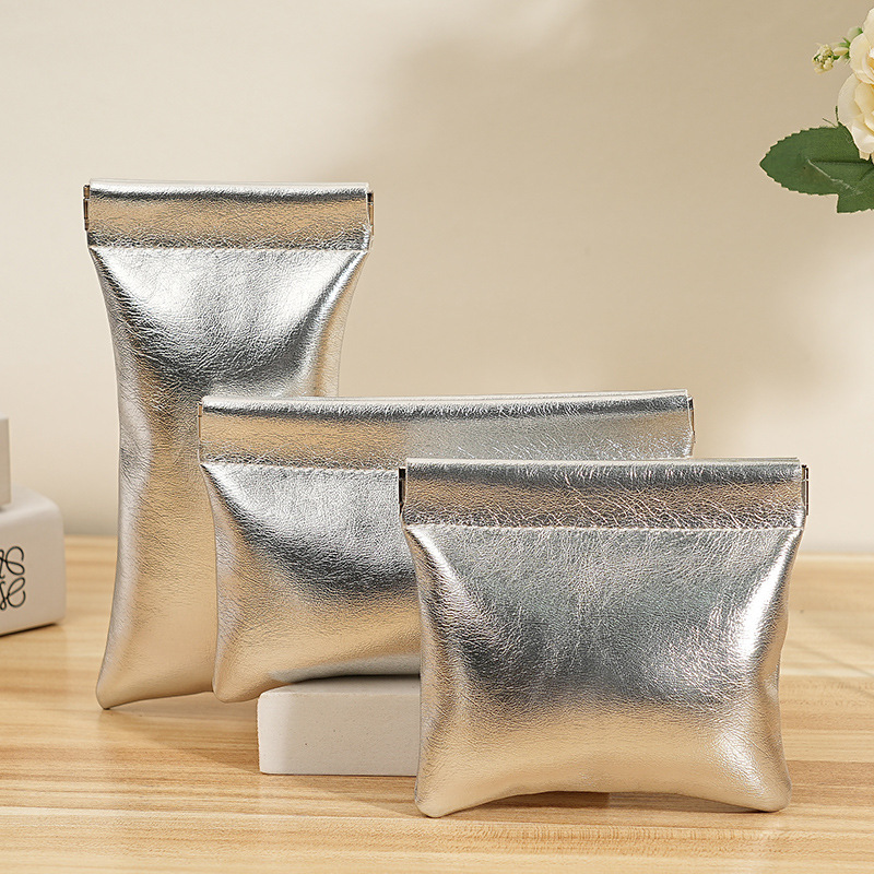 Light Luxury and Super Cool Small Silver Bag, Simple Carry-On High-End Waterproof Coin Cosmetic Bag, Portable Lipstick Cosmetics Bag
