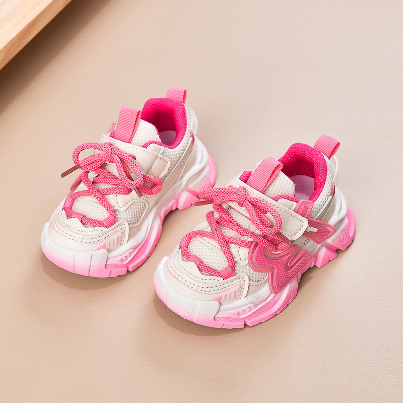 Una pieza de zapatos deportivos para niños, zapatos para bebés, zapatos transpirables de malla para niñas, zapatos para padres, zapatos para niños, zapatos para correr transfronterizos