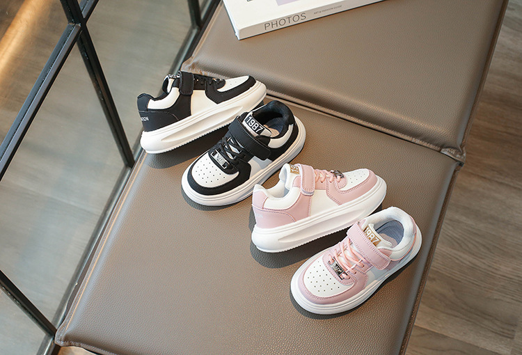 Neue Art von Kinder-Sneakern 2024 Herbst bequeme und modische lässige Sportschuhe für Jungen und Mädchen, mittlere und große Kinder-Schülerschuhe_voghion.com