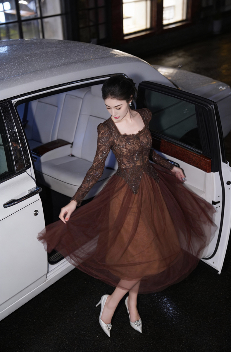 Đầm maxi nữ cổ vuông thắt eo ren lưới phồng — màu nâu chi tiết 7