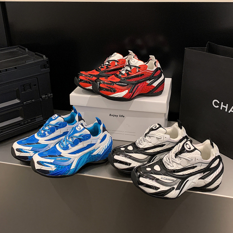 2026 Early Spring New Model Stapler-Style Dad Shoes for Men and Women, All-Season Sports Shoes, Height-Increasing Thick-Soled Vintage Casual Shoes Wholesale